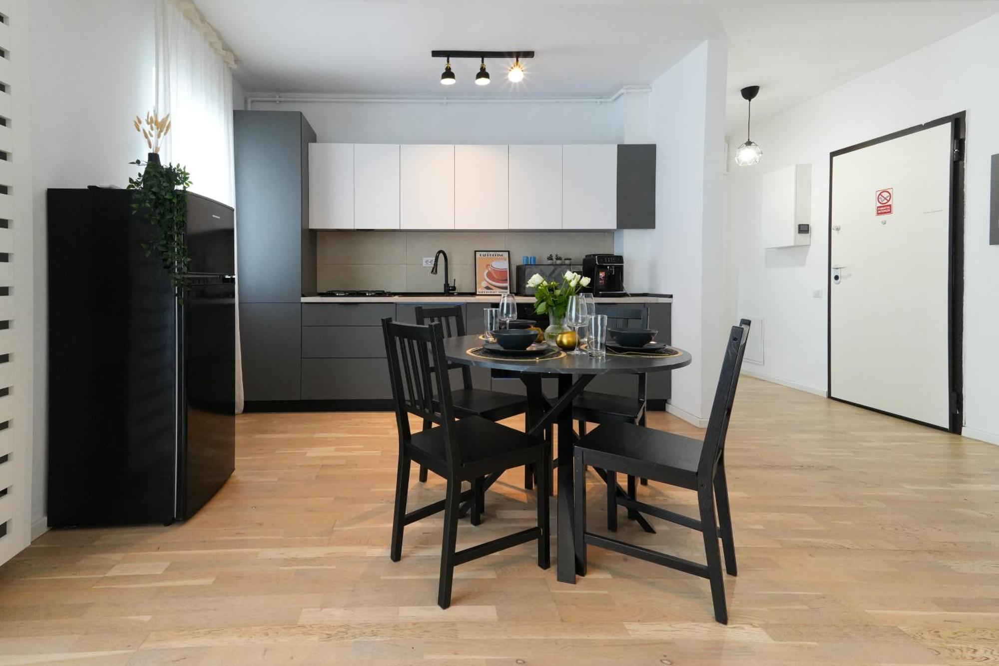 Maria - Modern Apartment With Parking And Workspace Bucarest Extérieur photo
