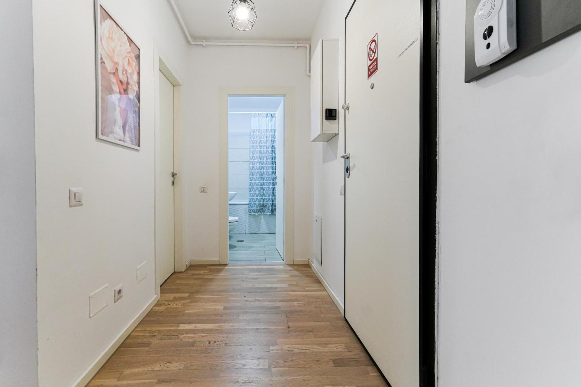 Maria - Modern Apartment With Parking And Workspace Bucarest Extérieur photo