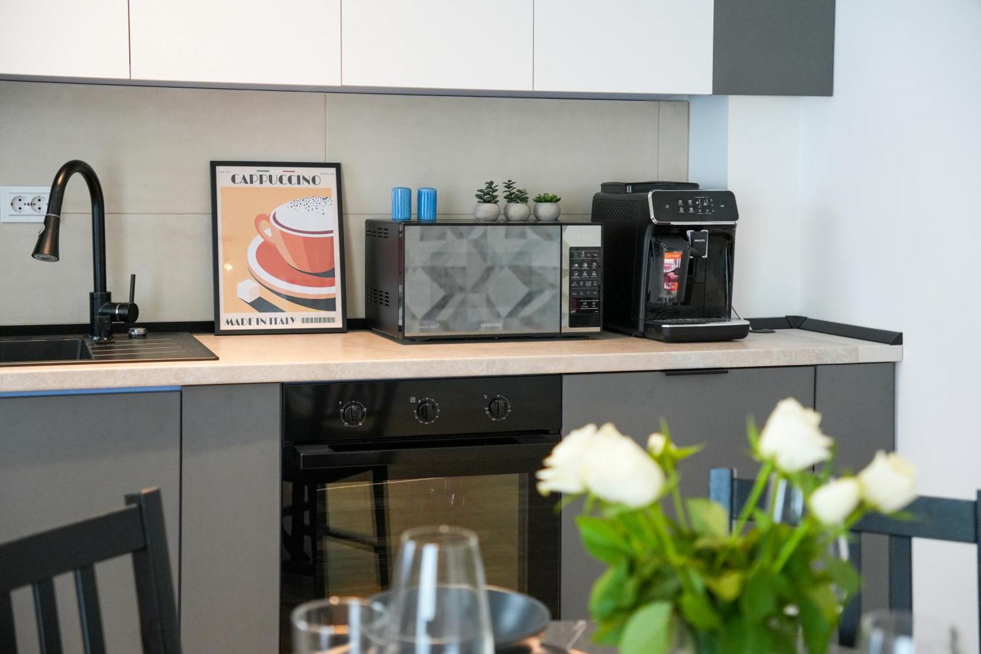 Maria - Modern Apartment With Parking And Workspace Bucarest Extérieur photo