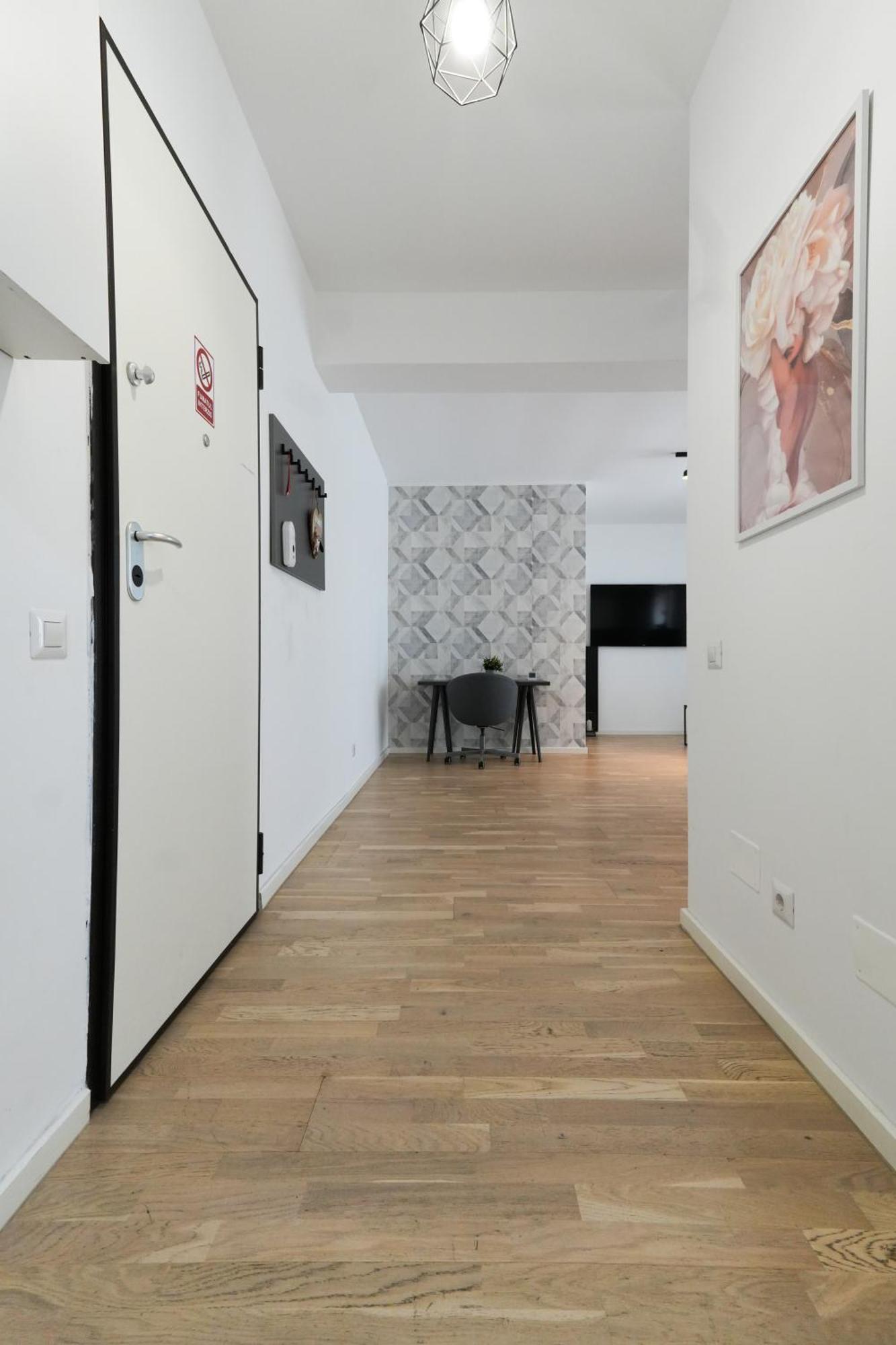 Maria - Modern Apartment With Parking And Workspace Bucarest Extérieur photo
