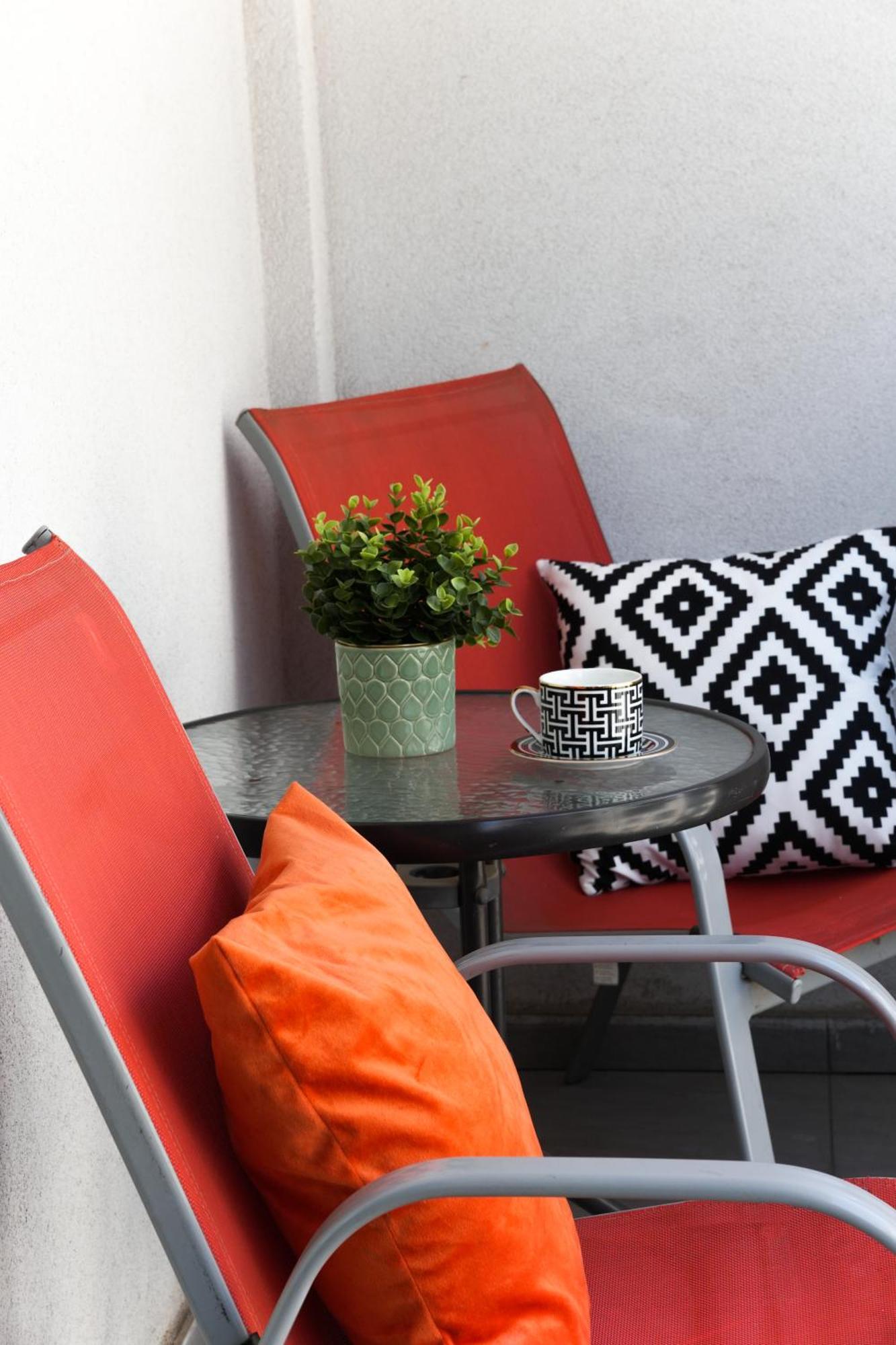 Maria - Modern Apartment With Parking And Workspace Bucarest Extérieur photo